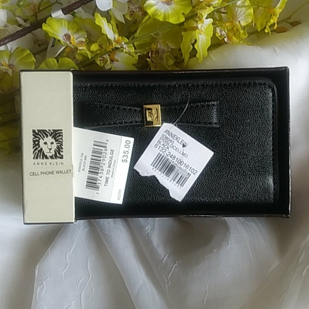 Anne Klein wallet